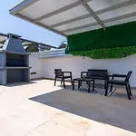 Jay's Penthouse 2-br W/ Terrace In Apartament