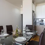 Jay's Penthouse 2-br W/ Terrace In *