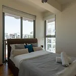 Daire Jay's Penthouse 2-br W/ Terrace In