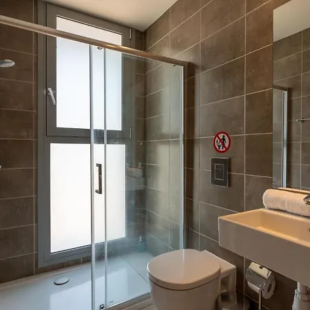 Jay's Penthouse 2-br & Rooftop Terrace In Lejlighed