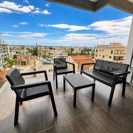 Lejlighed Jay's Penthouse 2-br & Rooftop Terrace In