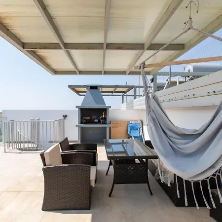 Lejlighed Jay's Penthouse 2-br & Rooftop Terrace In Larnaca
