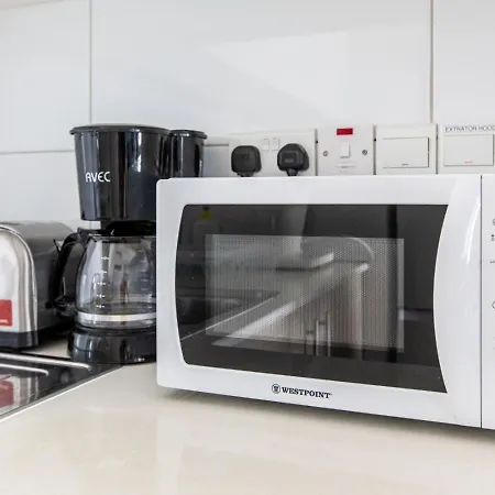 Jay's Penthouse 2-br & Rooftop Terrace In * Larnaca