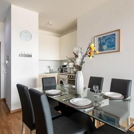 Lejlighed Jay's Penthouse 2-br & Rooftop Terrace In