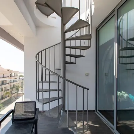 Jay's Penthouse 2-br & Rooftop Terrace In Lejlighed *