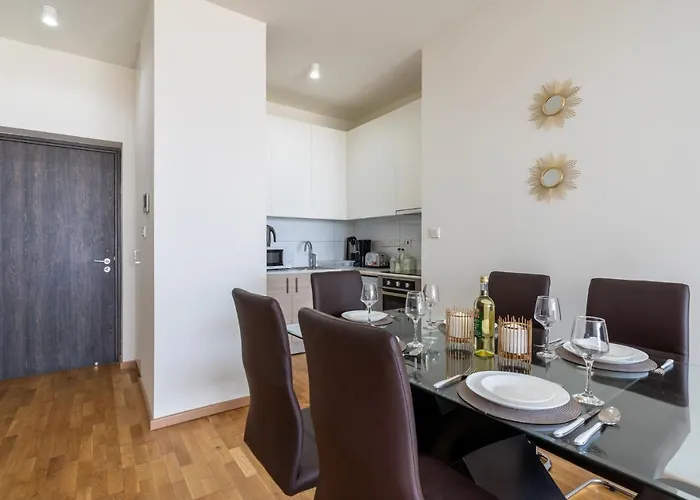 Jay's Penthouse 2-br W/ Terrace In Apartment