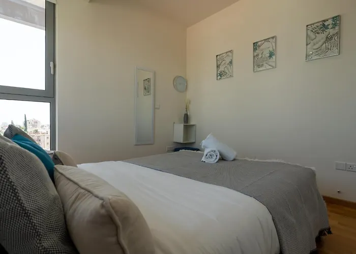 Jay's Penthouse 2-br W/ Terrace In Апартаменты Ларнака