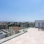 Apartamento Jay's Penthouse 2-br W/ Terrace In Lárnaca