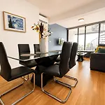 Jay's Penthouse 2-br W/ Terrace In * Lárnaca